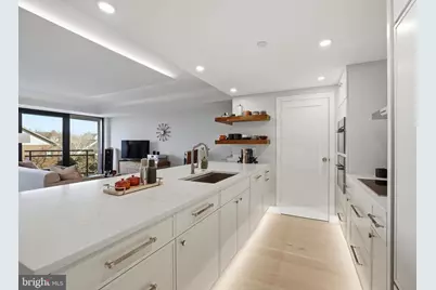 1530 Key Boulevard #324, Arlington, VA 22209 - Photo 3