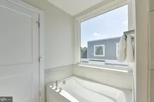 2815 24th Rd S, Arlington, VA 22206 - Photo 17