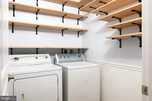 2638 S Kenmore Ct, Arlington, VA 22206 - Photo 17