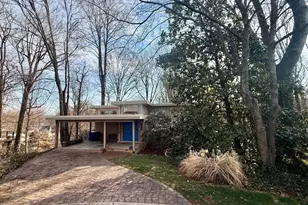 2705 N Upshur St, Arlington, VA 22207 - Photo 1