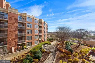 3600 S Glebe Rd, Arlington, VA 22202 - Photo 19