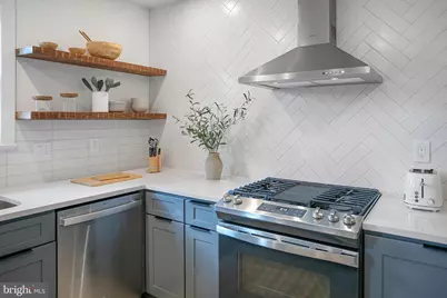 2237 N Harrison Street, Arlington, VA 22205 - Photo 9