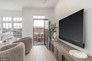 1701 16th St N, Arlington, VA 22209 - Photo 15