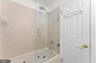 2105 N Rolfe St, Arlington, VA 22209 - Photo 31