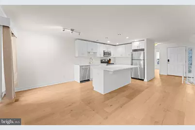 2105 N Rolfe Street #A, Arlington, VA 22209 - Photo 11