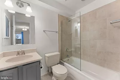 2105 N Rolfe Street #A, Arlington, VA 22209 - Photo 25