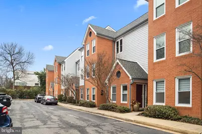 2105 N Rolfe Street #A, Arlington, VA 22209 - Photo 3