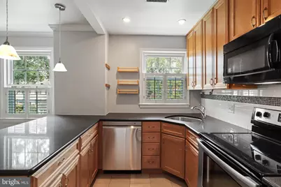 2912 13th Road S #204, Arlington, VA 22204 - Photo 21