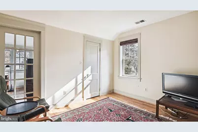 136 N Irving Street, Arlington, VA 22201 - Photo 13