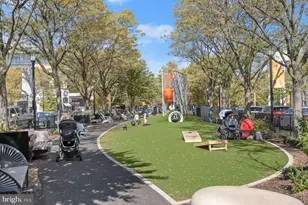 2239 Fairfax Dr N, Arlington, VA 22201 - Photo 13