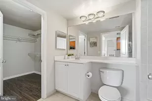 851 N Glebe Rd, Arlington, VA 22203 - Photo 15