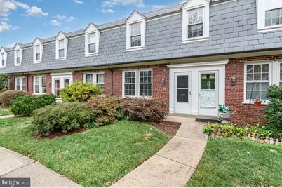 2600 16th Street S #736, Arlington, VA 22204 - Photo 3