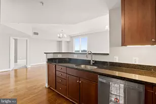 1020 N Highland St, Arlington, VA 22201 - Photo 17