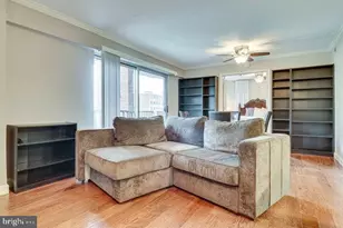 1300 Army Navy Dr, Arlington, VA 22202 - Photo 19