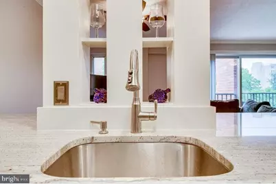 1300 Army Navy Drive #511, Arlington, VA 22202 - Photo 7