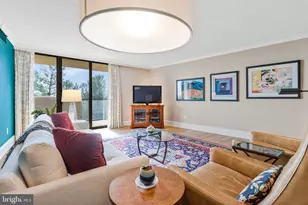 1101 S Arlington Ridge Rd, Arlington, VA 22202 - Photo 15