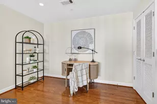 4113 S Four Mile Run Dr, Arlington, VA 22204 - Photo 13