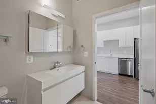 989 S Buchanan St, Arlington, VA 22204 - Photo 15