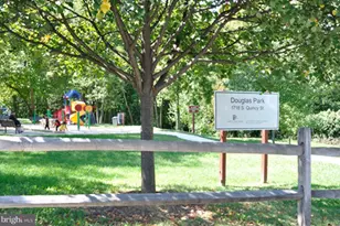 1633 S Taylor St, Arlington, VA 22204 - Photo 49