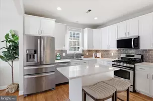 1633 S Taylor St, Arlington, VA 22204 - Photo 5