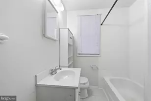 714 18th St S, Arlington, VA 22202 - Photo 11