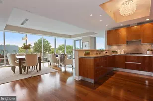 1881 N Nash St, Arlington, VA 22209 - Photo 5