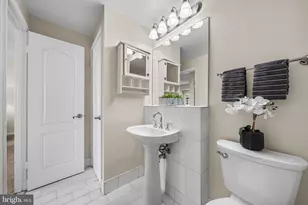 1211 S Eads St, Arlington, VA 22202 - Photo 19