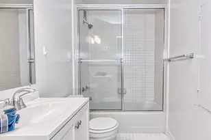 1011 Arlington Blvd, Arlington, VA 22209 - Photo 5