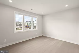 857 Manchester St, Arlington, VA 22205 - Photo 29