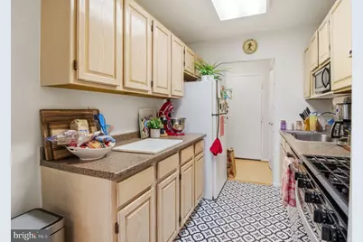 1210 N Taft Street N #205, Arlington, VA 22201 - Photo 3