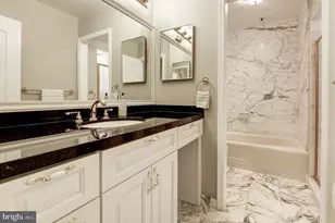 1101 S Arlington Ridge Rd, Arlington, VA 22202 - Photo 19