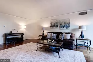 1101 S Arlington Ridge Rd, Arlington, VA 22202 - Photo 11