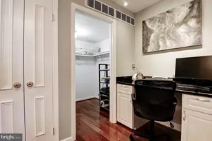 1101 S Arlington Ridge Rd, Arlington, VA 22202 - Photo 23