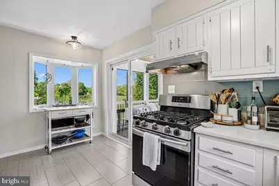 325 N Manchester Street, Arlington, VA 22203 - Photo 9