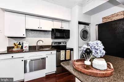 1211 S Eads Street #1007, Arlington, VA 22202 - Photo 3