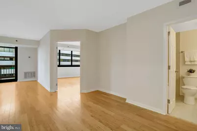 1805 Crystal Drive #1014S, Arlington, VA 22202 - Photo 3