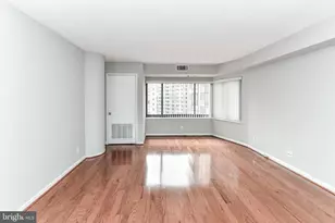 900 N Stafford St, Arlington, VA 22203 - Photo 3