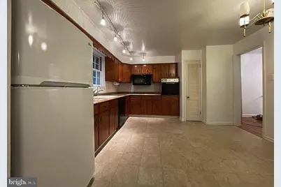 3637 38th Street N, Arlington, VA 22207 - Photo 3