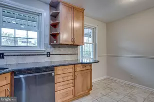 2731 S Walter Reed Dr, Arlington, VA 22206 - Photo 7