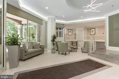 1050 N Stuart Street #817, Arlington, VA 22201 - Photo 3