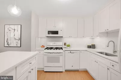 5041 7th Road S #102, Arlington, VA 22204 - Photo 19