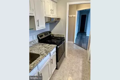 1301 N Courthouse Road #1711, Arlington, VA 22201 - Photo 3