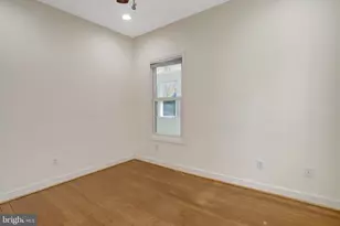 2206 S Grant Street S, Arlington, VA 22202 - Photo 15