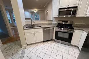 1320 N Wayne Street N, Arlington, VA 22201 - Photo 11