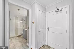 3650 S Glebe Rd, Arlington, VA 22202 - Photo 5