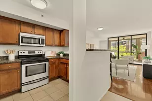 1001 N Vermont St, Arlington, VA 22201 - Photo 5