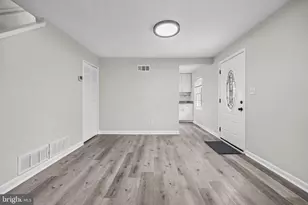 1055 S Edison St, Arlington, VA 22204 - Photo 7