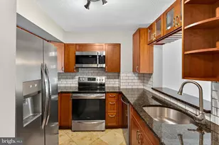 2100 Langston Blvd., Arlington, VA 22201 - Photo 11