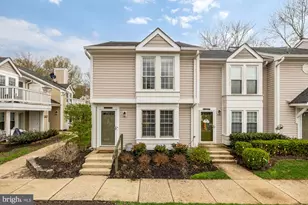 2433 S Walter Reed Dr, Arlington, VA 22206 - Photo 1