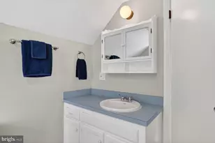 2017 S Randolph Street S, Arlington, VA 22204 - Photo 23